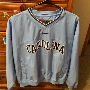 UNC Windbreaker pullover